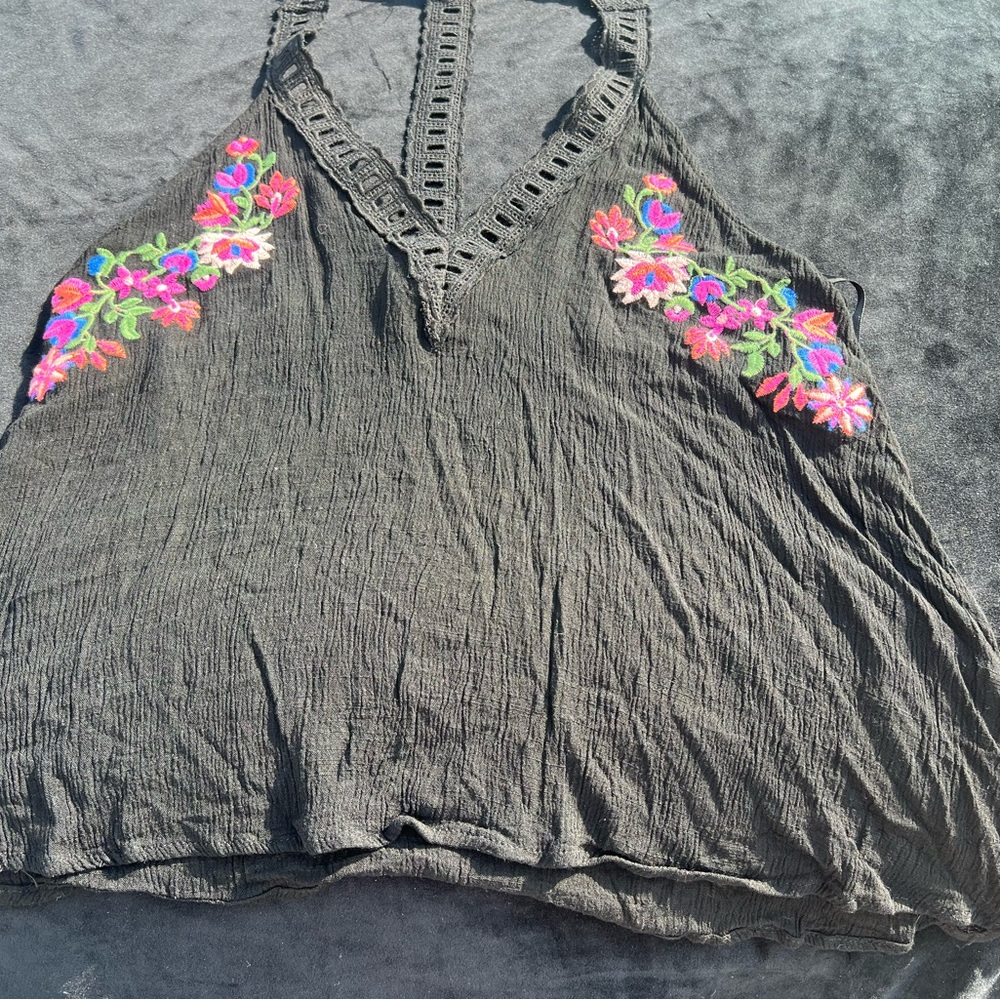 Bleuh Ciel Black Cropped Bohemian Cami Size Small